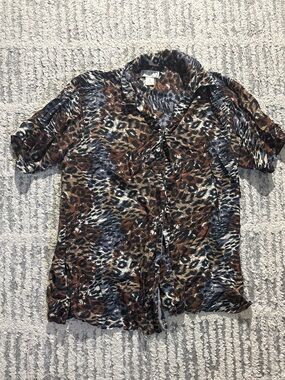Bogari studio 100% silk brown cheetah button down top blouse size L
